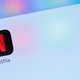 Illustration for article titled Netflix Is Testing a Shuffle Feature That Could Make Your Binges Even Lazier